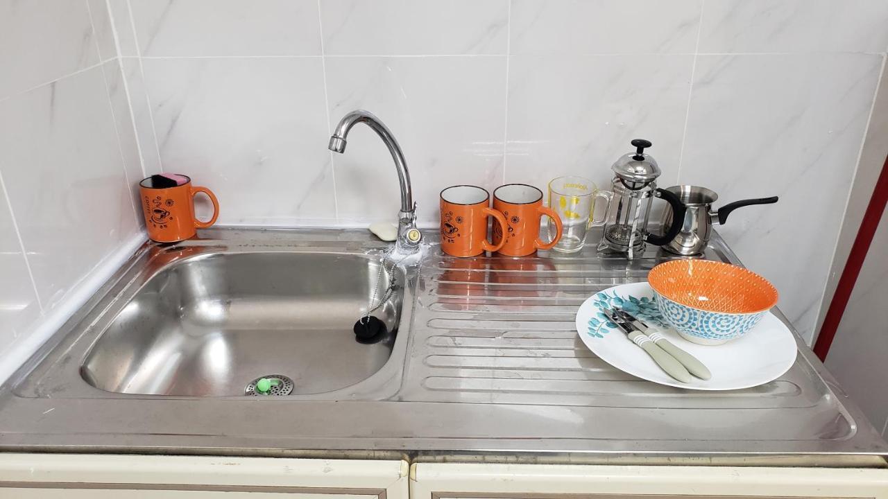 Yahia Guest House Абу-Даби Экстерьер фото